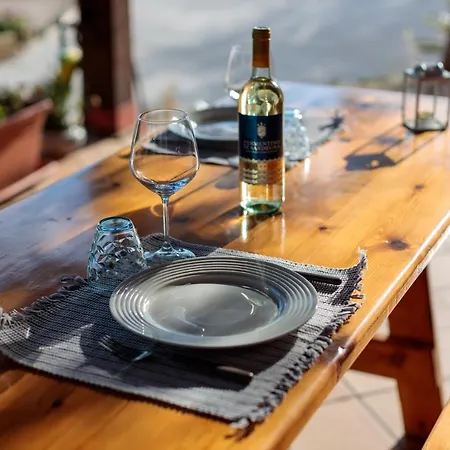 Vakantiehuis Tiria House -