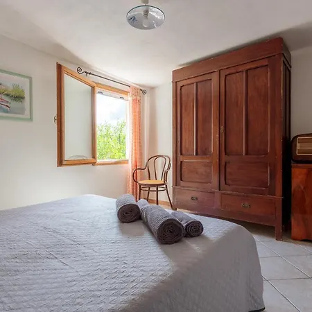 Dom wakacyjny Tiria House - Bosa